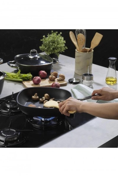 Schafer Gastronomie Master Granit Tava 26Cm-Siyah Schafer Gastronomie Master Granit Tava 26Cm-Siyah