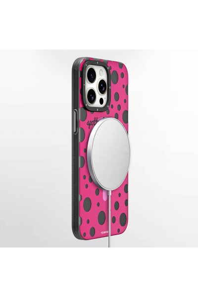 Apple iPhone 13 Pro Kılıf Magsafe Şarj Özellikli Polka Dot Desenli Youngkit Spots Serisi Kapak