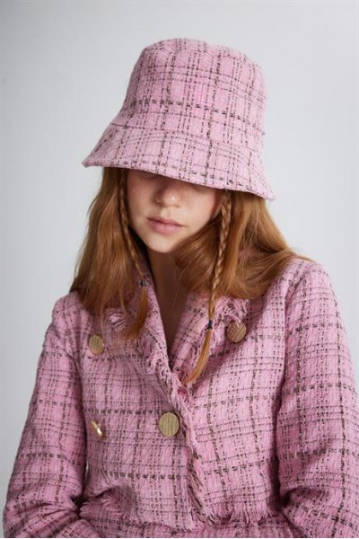 قبعة دلو ماركانو تويد باللون الوردي