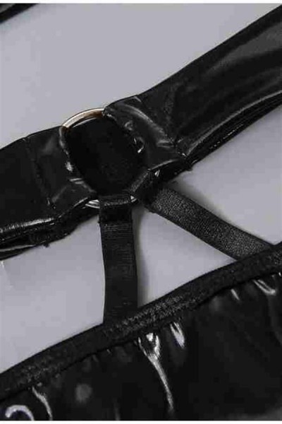 مجموعة ملابس داخلية من حمالة صدر Markano Leather Look Gartered Fantasy باللون الأسود