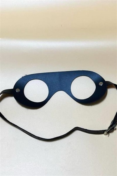 نظارة ماركانو جلدية مستديرة باللون الأسود